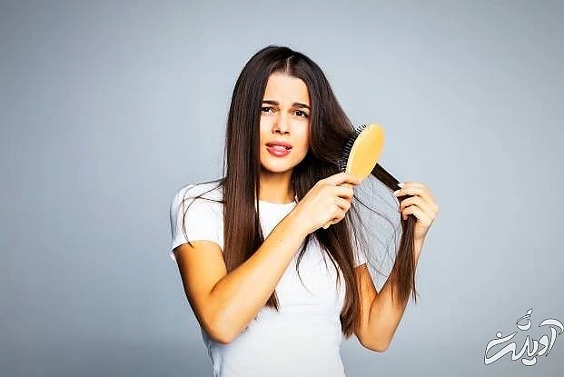 شانه کردن موهای خیس شانه زدن مو